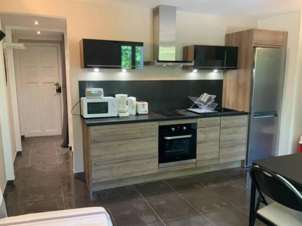 Centre Historique De Frejus - Face A La Mairie Apartment ภายนอก รูปภาพ